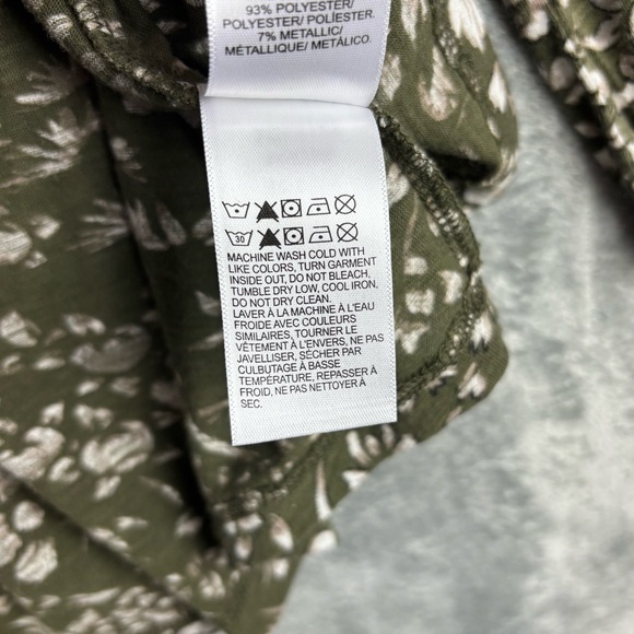 Lucky Brand Top Women 1X Olive Green Floral Embroidered Tassels Split V-Neck - Picture 13 of 16